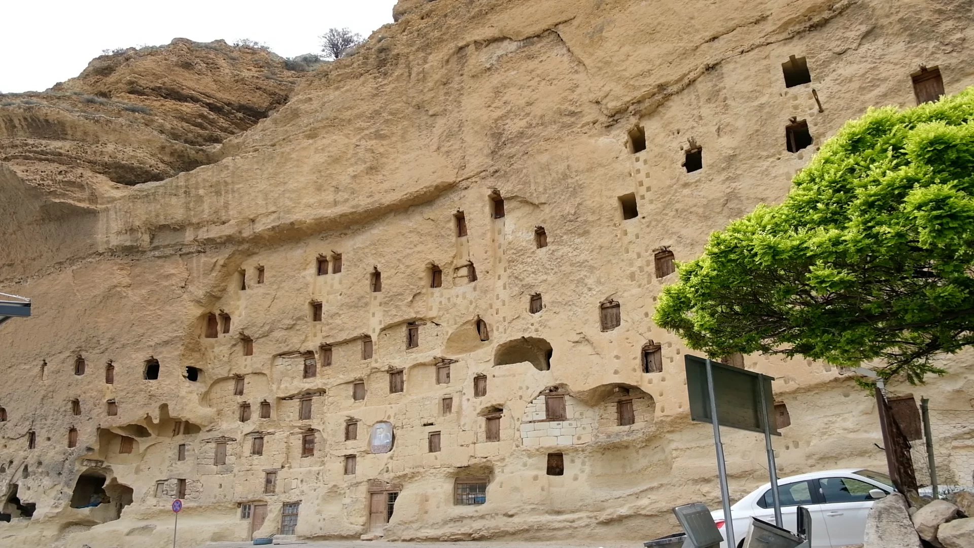 Tahıl Ambarları